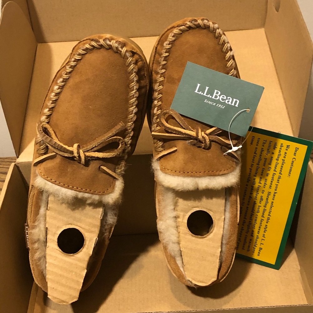NWT LL Bean shearling lined slippers - Kids Size 4
